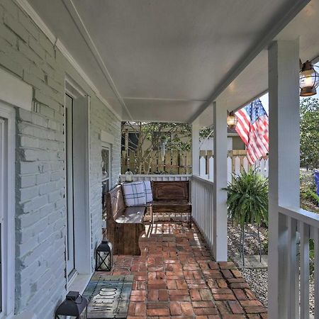 Coastal, Walkable Home In Historic Southport! Exterior photo