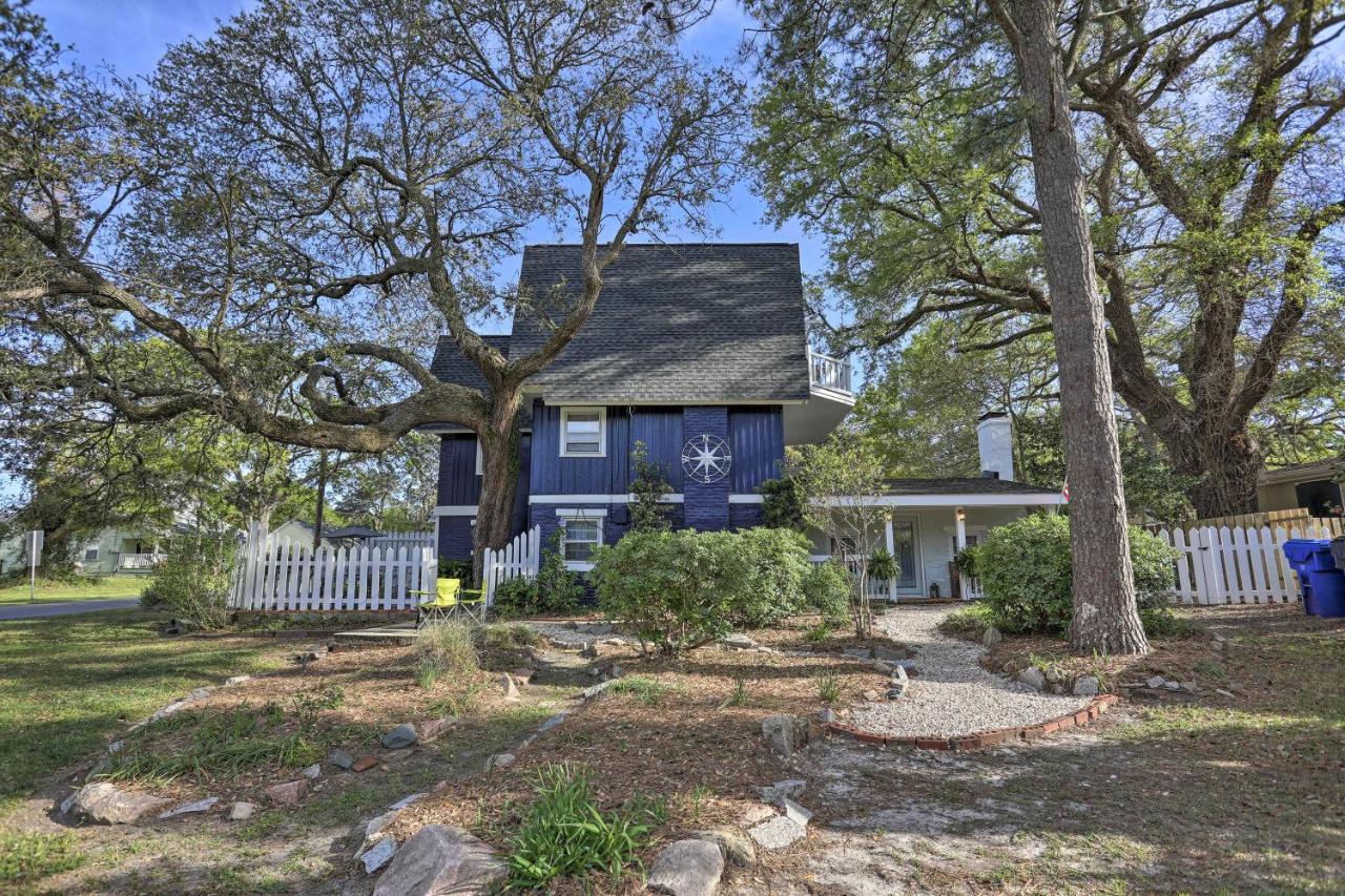 Coastal, Walkable Home In Historic Southport! Exterior photo